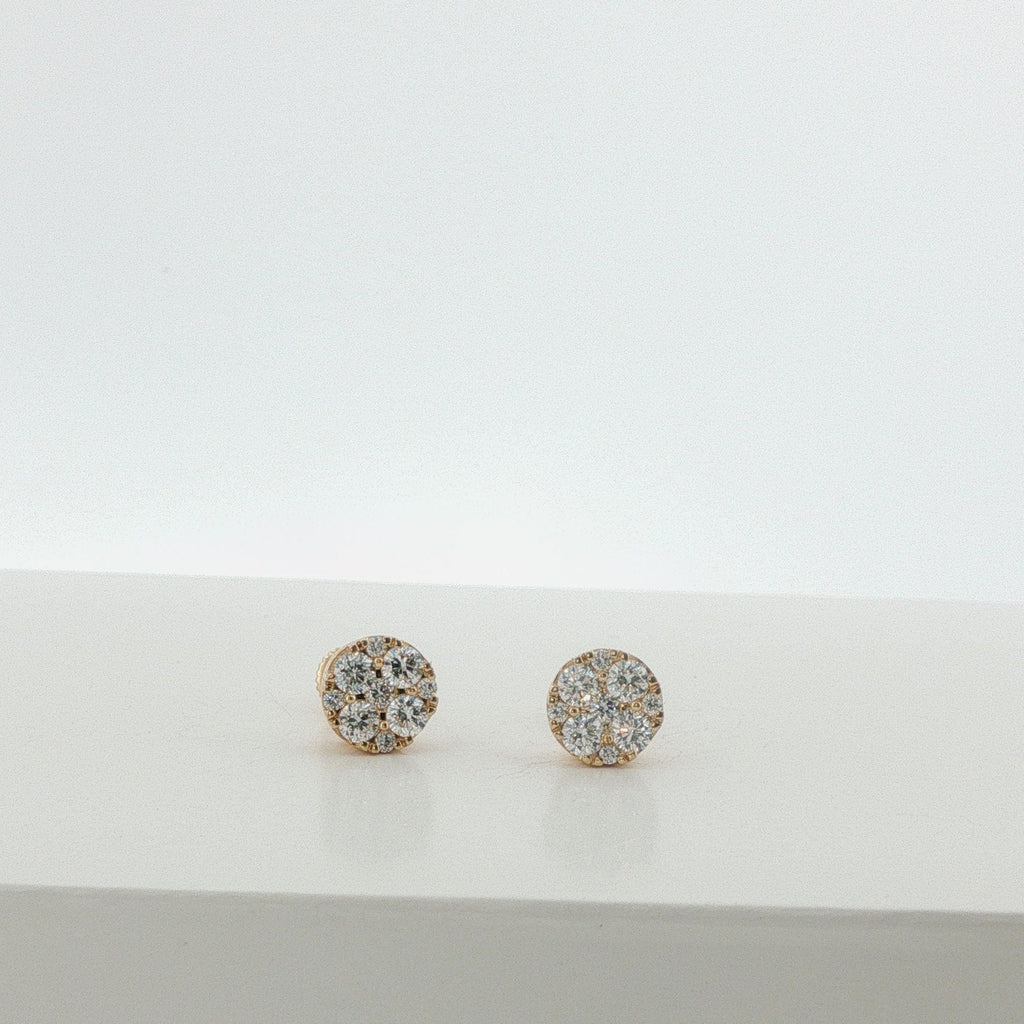 Round Diamond Stud Earring