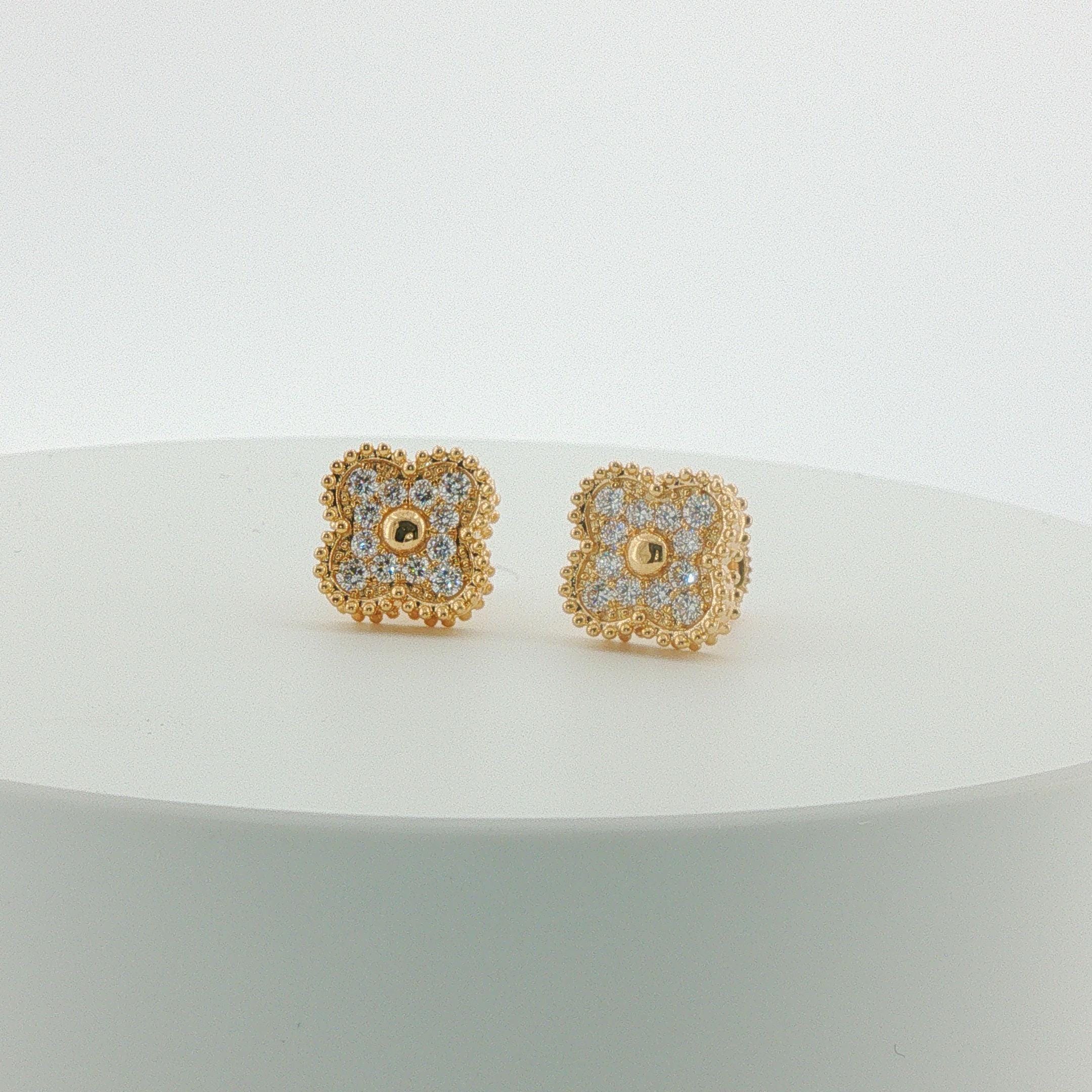 Floral Diamond Stud Earring