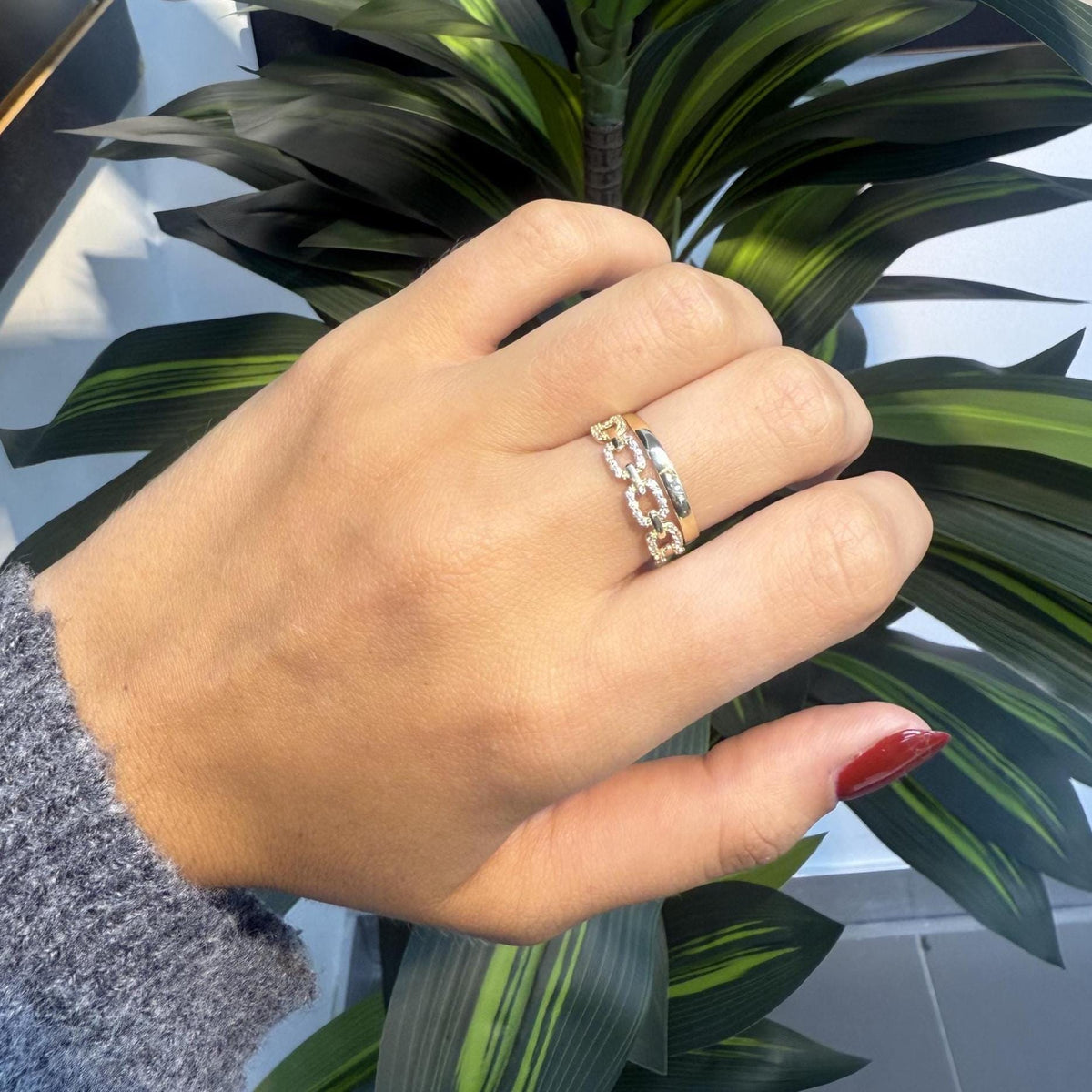 Gold Chain Link Ring