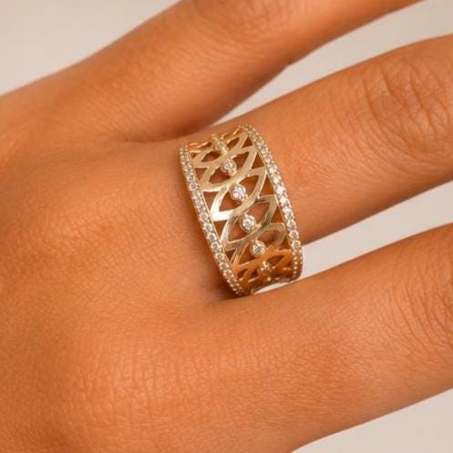 Vintage Wide Band Ring